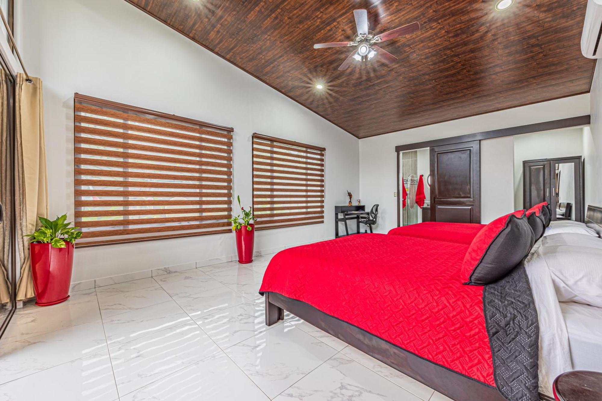 Shalom Chamo Villas Увита Екстериор снимка