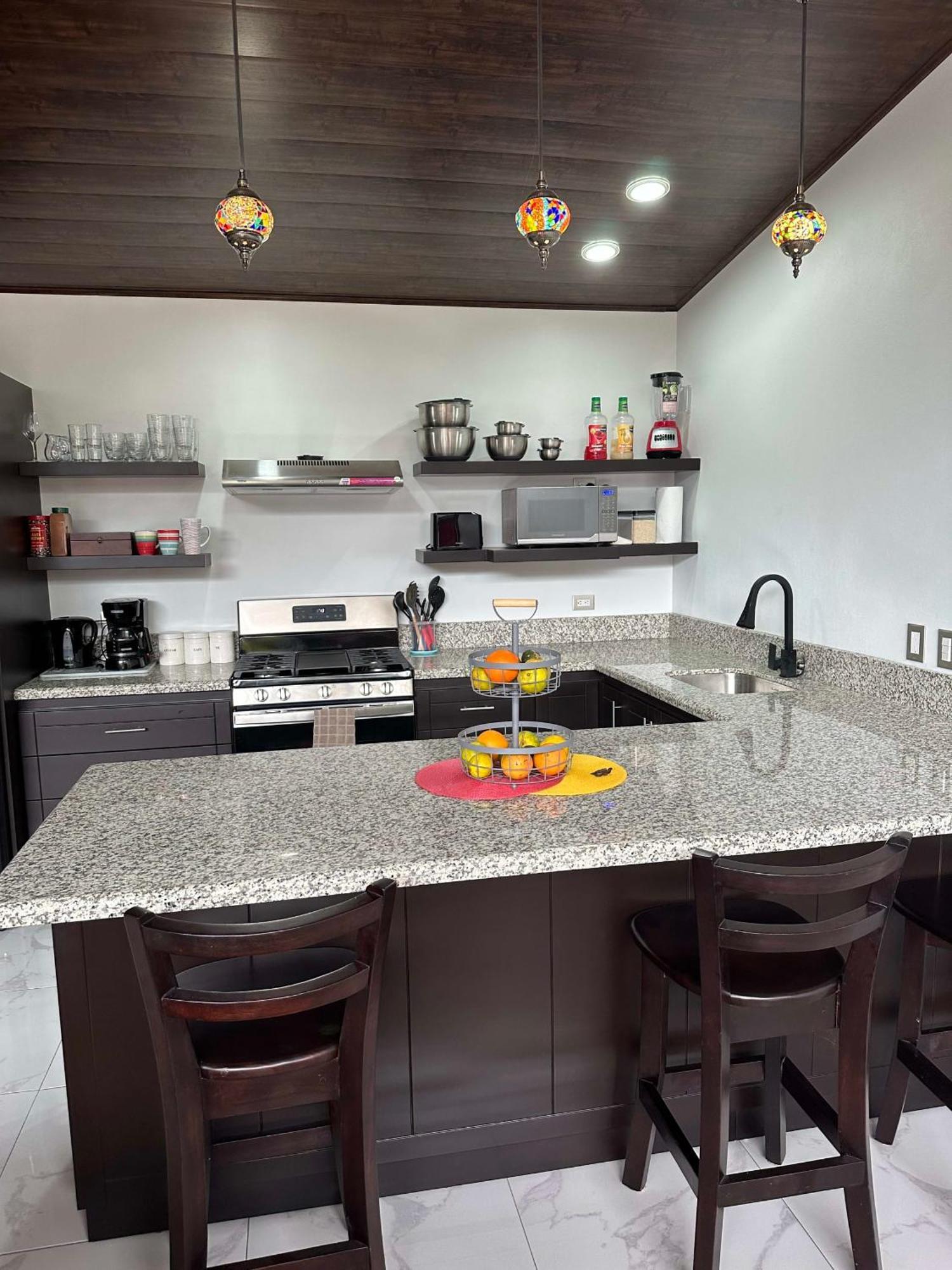 Shalom Chamo Villas Увита Екстериор снимка