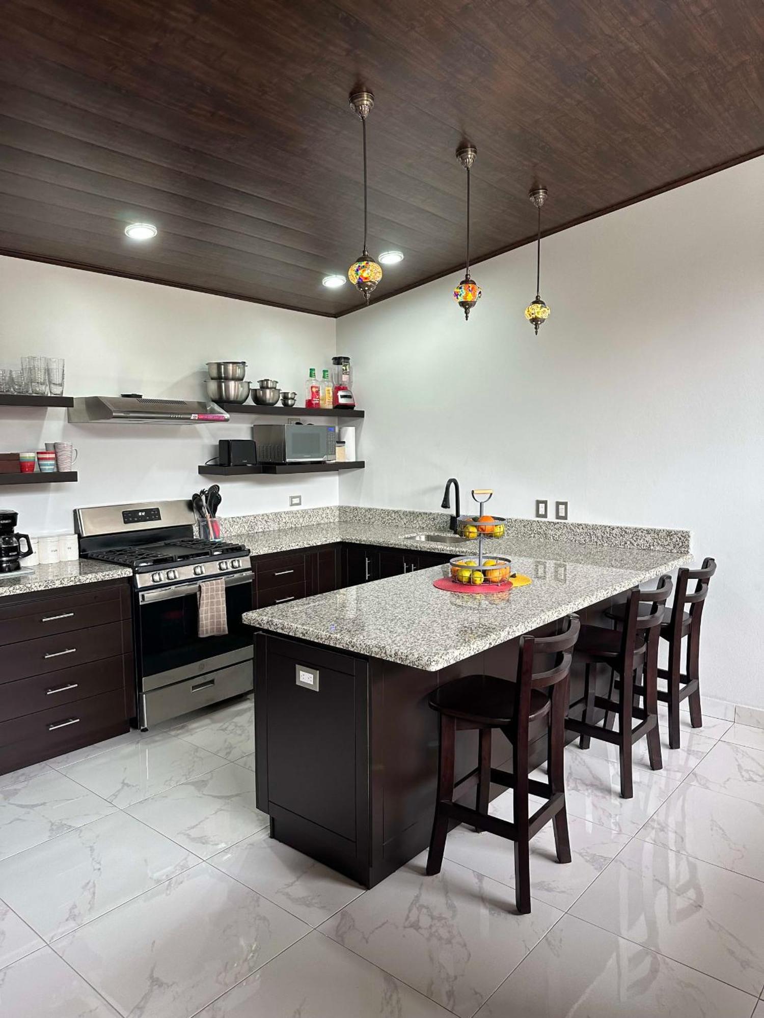 Shalom Chamo Villas Увита Екстериор снимка